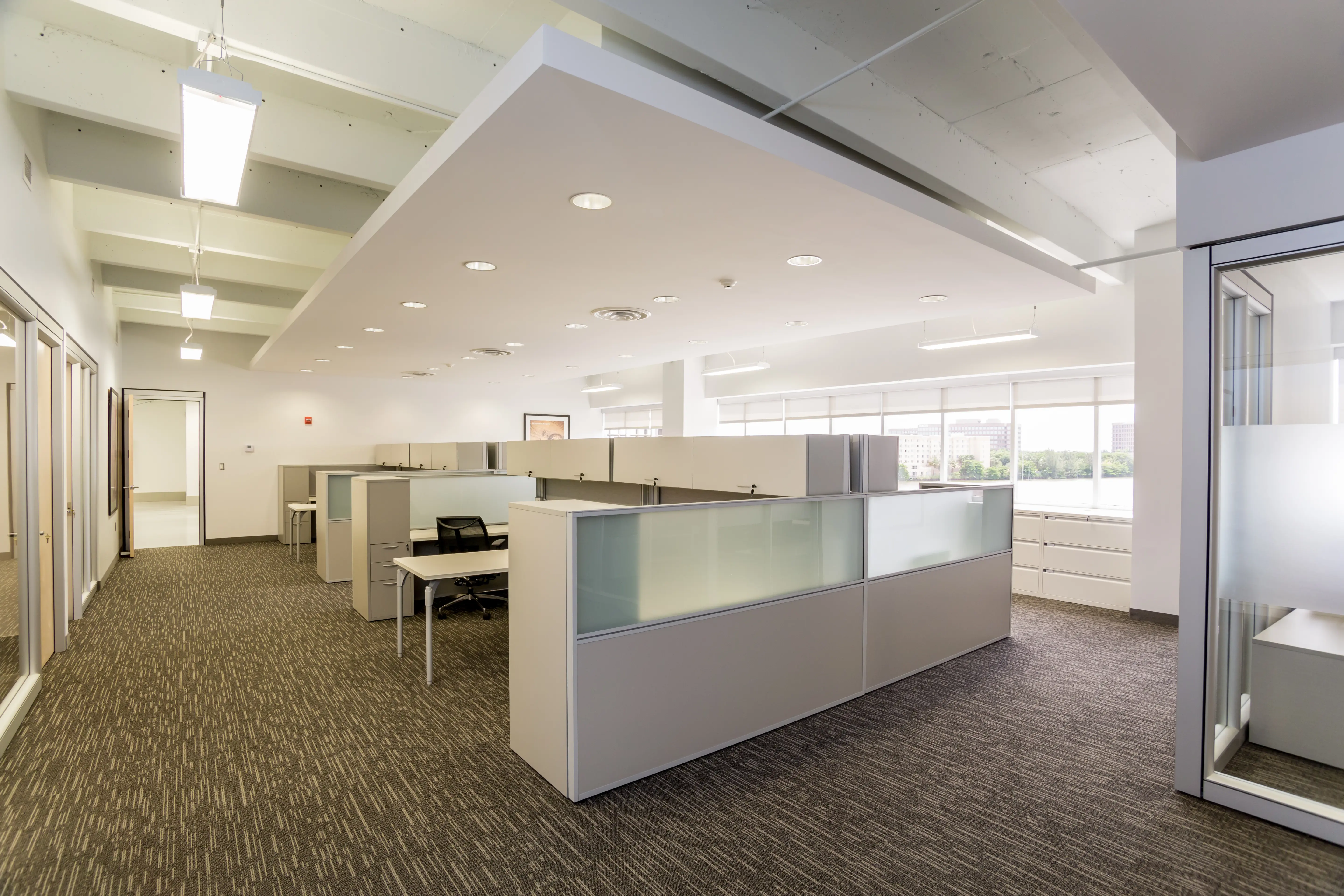 Completed open office interior at Karl Storz Endoscopia